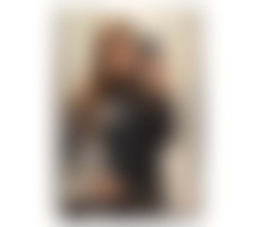 Laura New Brazilian 100% real photos .Outcall London