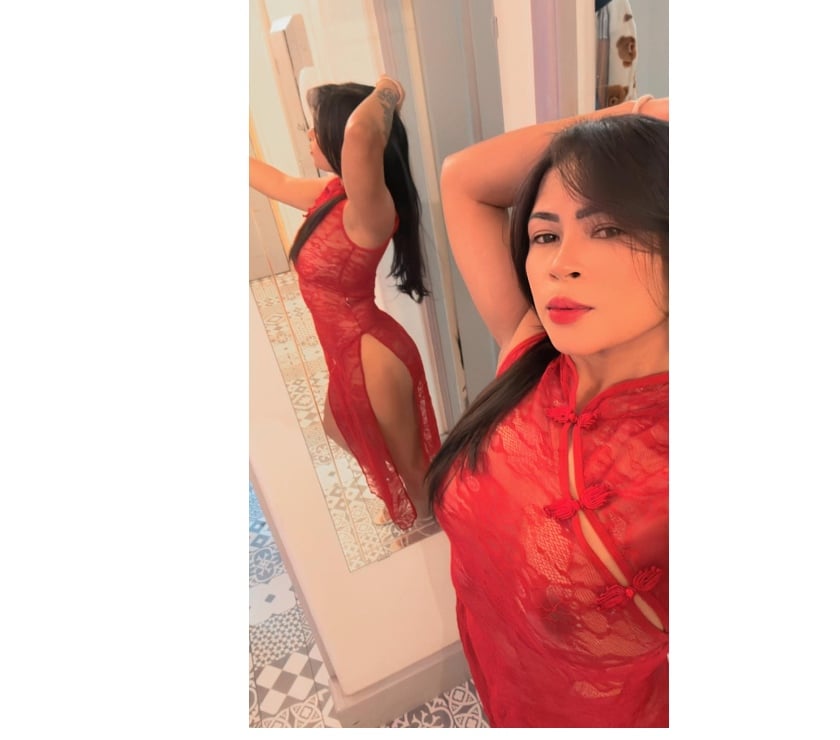 Hot Latina just arrived in Hammersmith