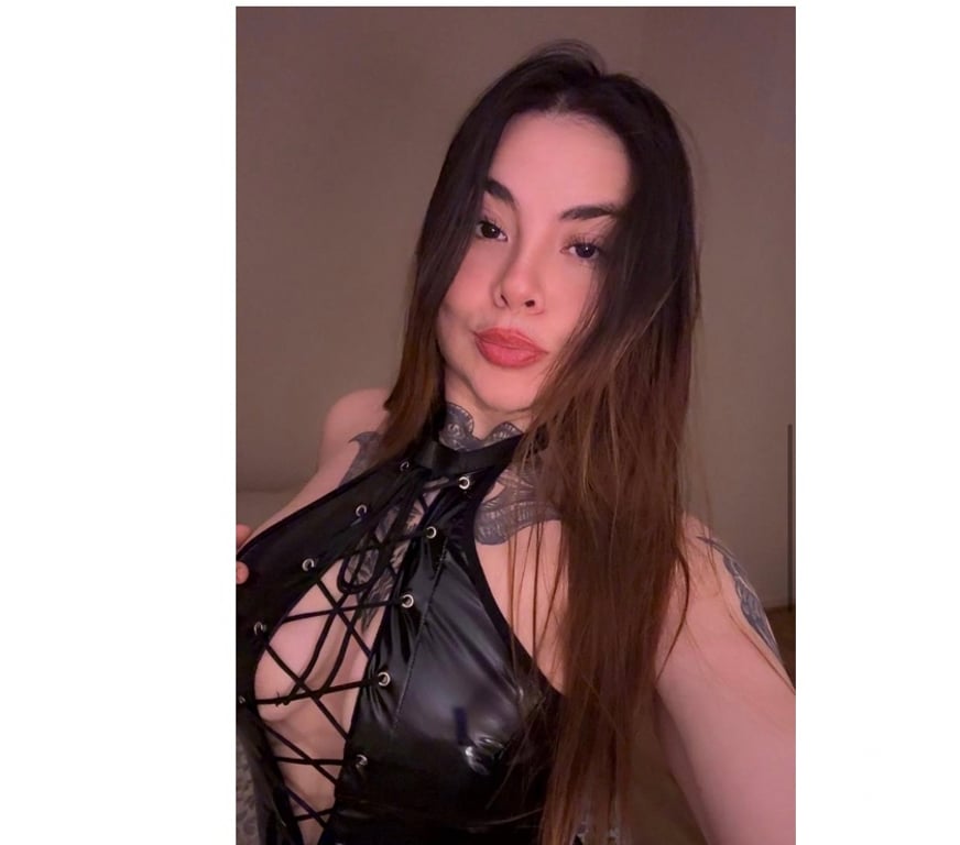 LILi🌸 🇧🇷BRAZILIAN🥂PARTY GIRL 💦BEST OWO💦