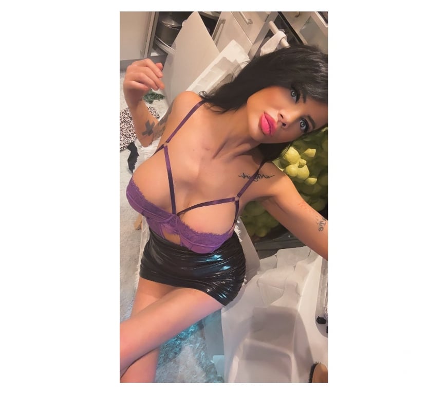 JESSICA ROSSI-INDEPENDENT-PARTY GIRL